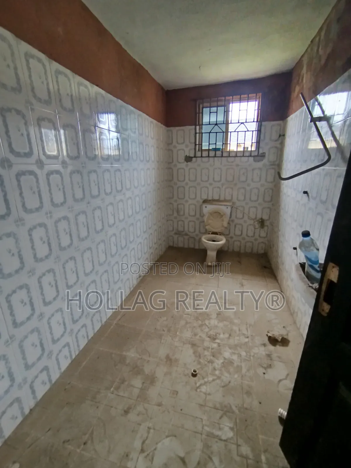 3bdrm Apartment in Okota for sale