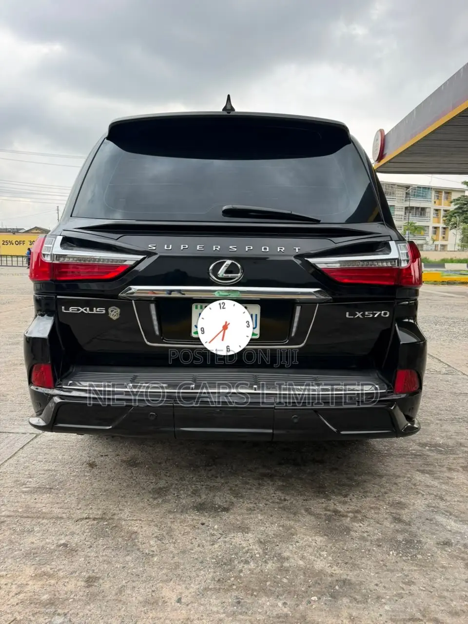 Lexus LX 570 2011 Black