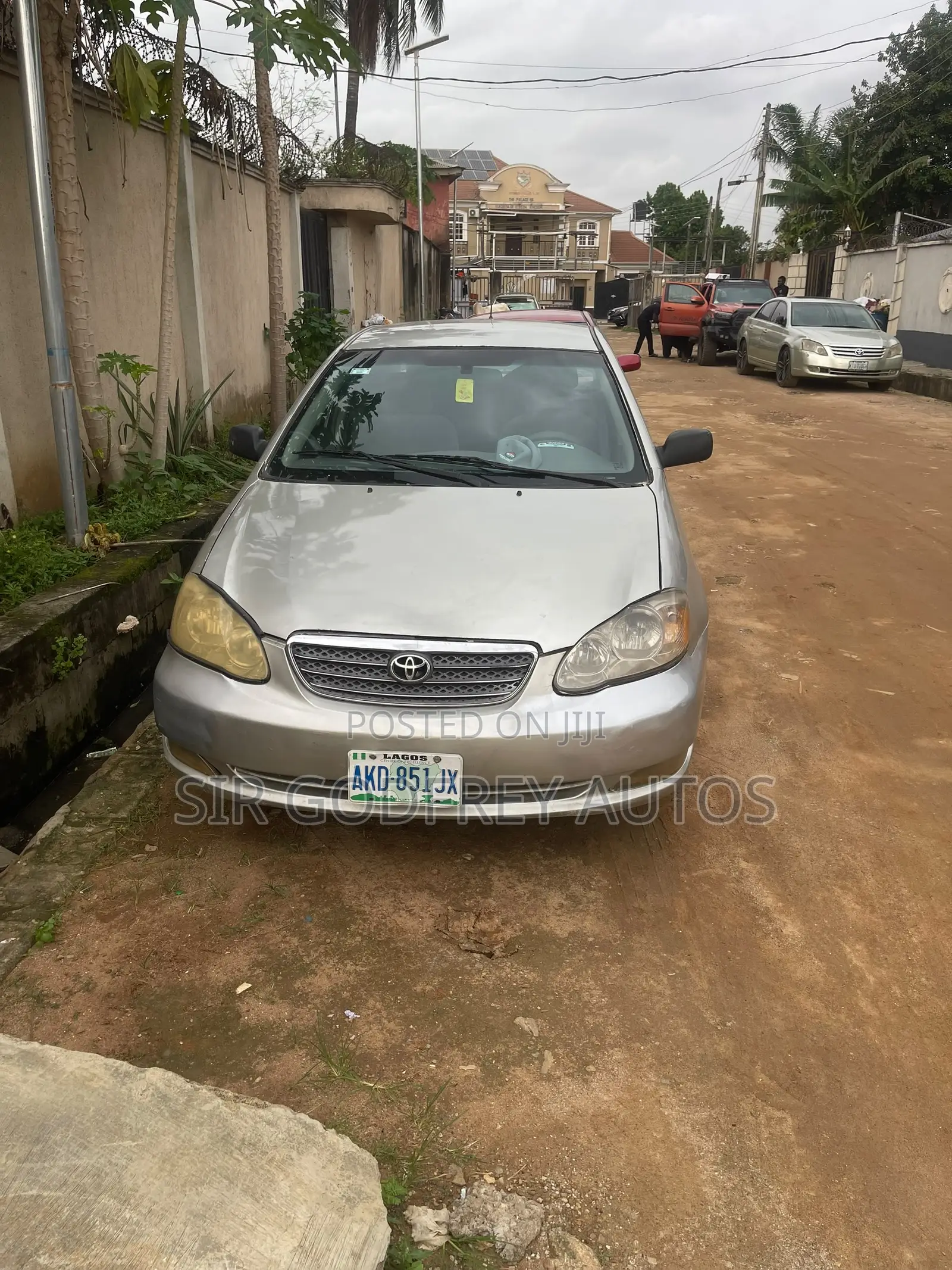 Toyota Corolla LE 2004 Silver