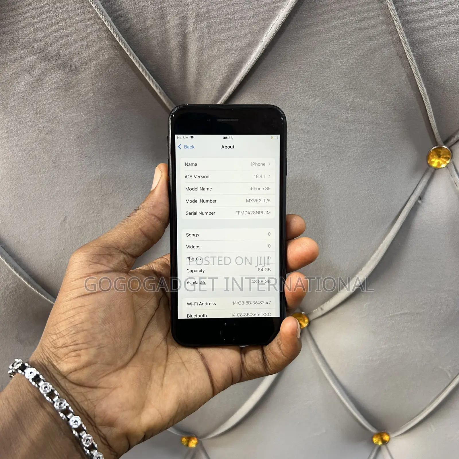 Apple iPhone SE (2020) 64 GB Black