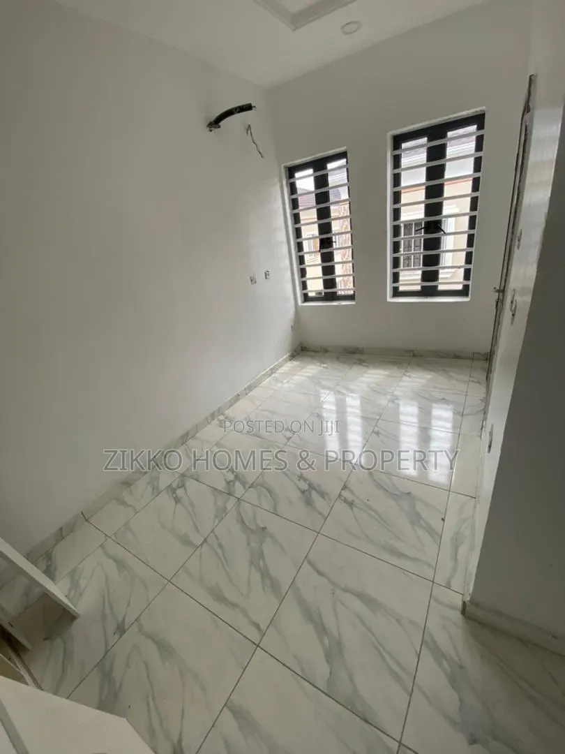3bdrm Townhouse/Terrace in Ajah, Abraham Adesanya for Sale