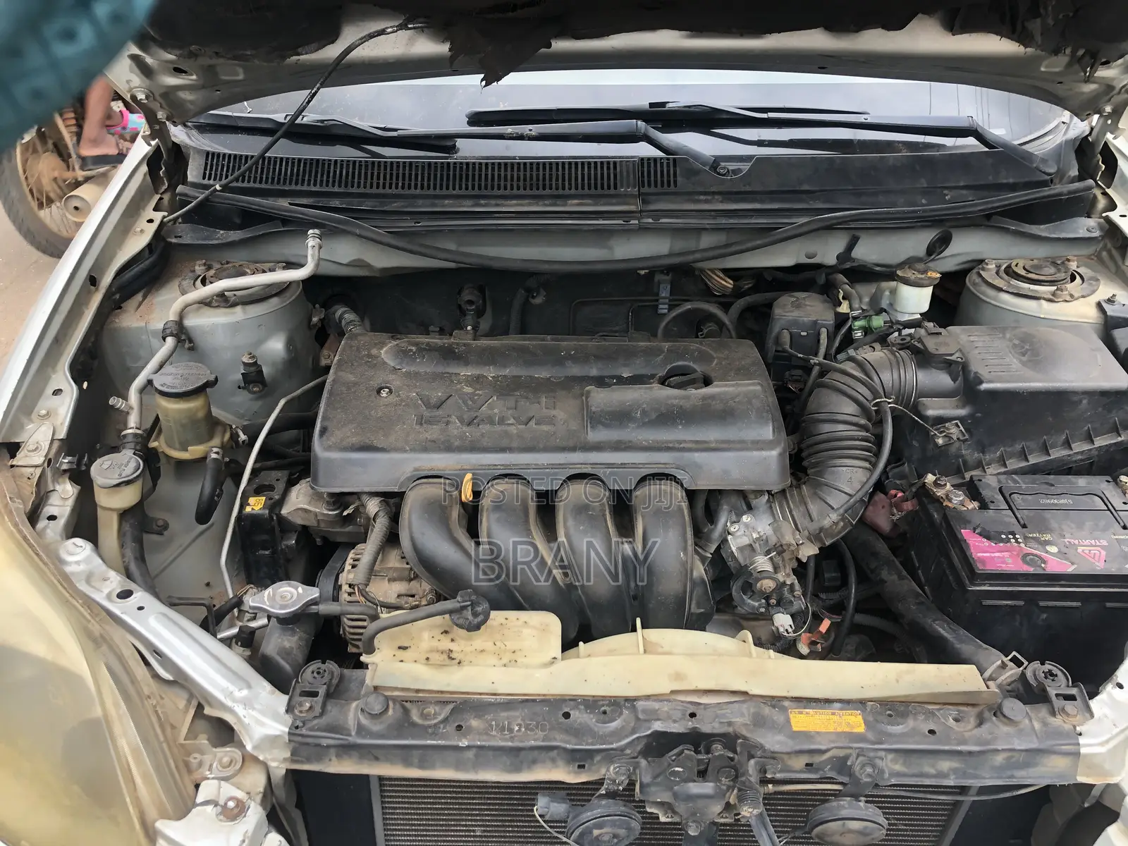 Toyota Matrix Standard AWD (1.8L 4cyl 4A) 2004 Silver
