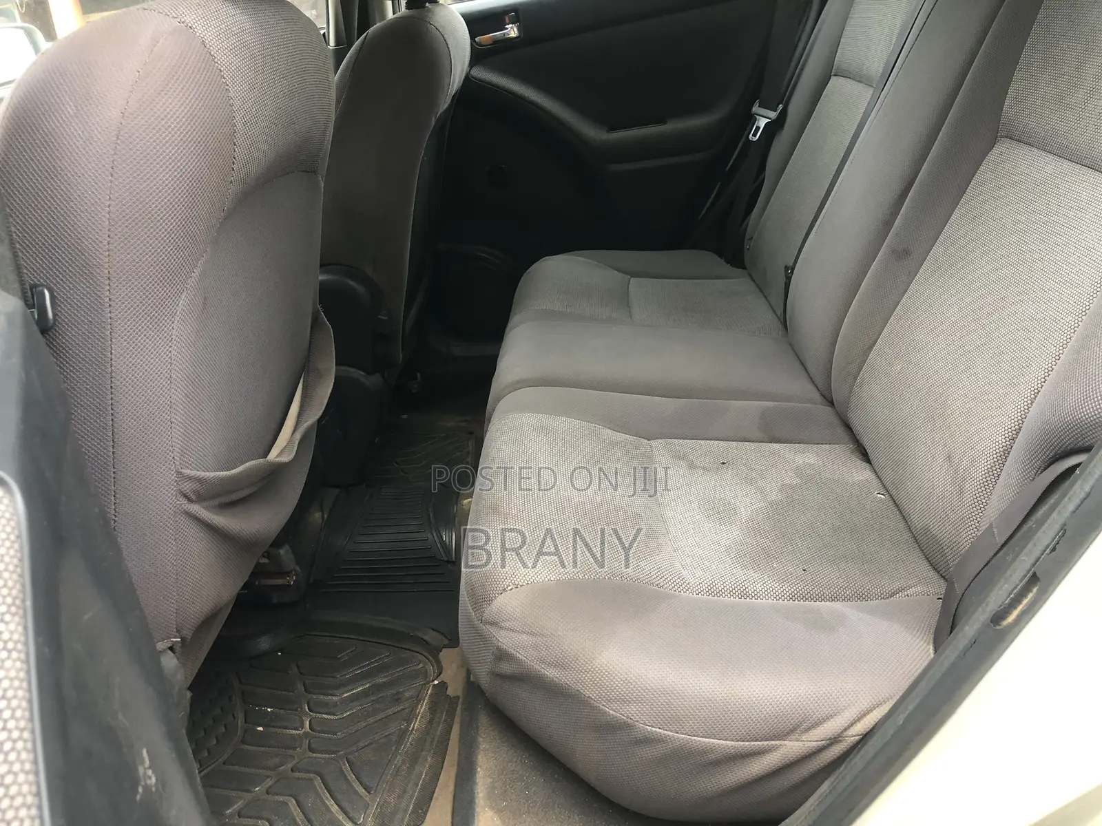 Toyota Matrix Standard AWD (1.8L 4cyl 4A) 2004 Silver