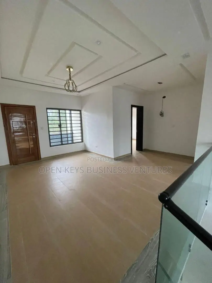 Furnished 3bdrm Duplex in Carlton Gate, Akobo for sale