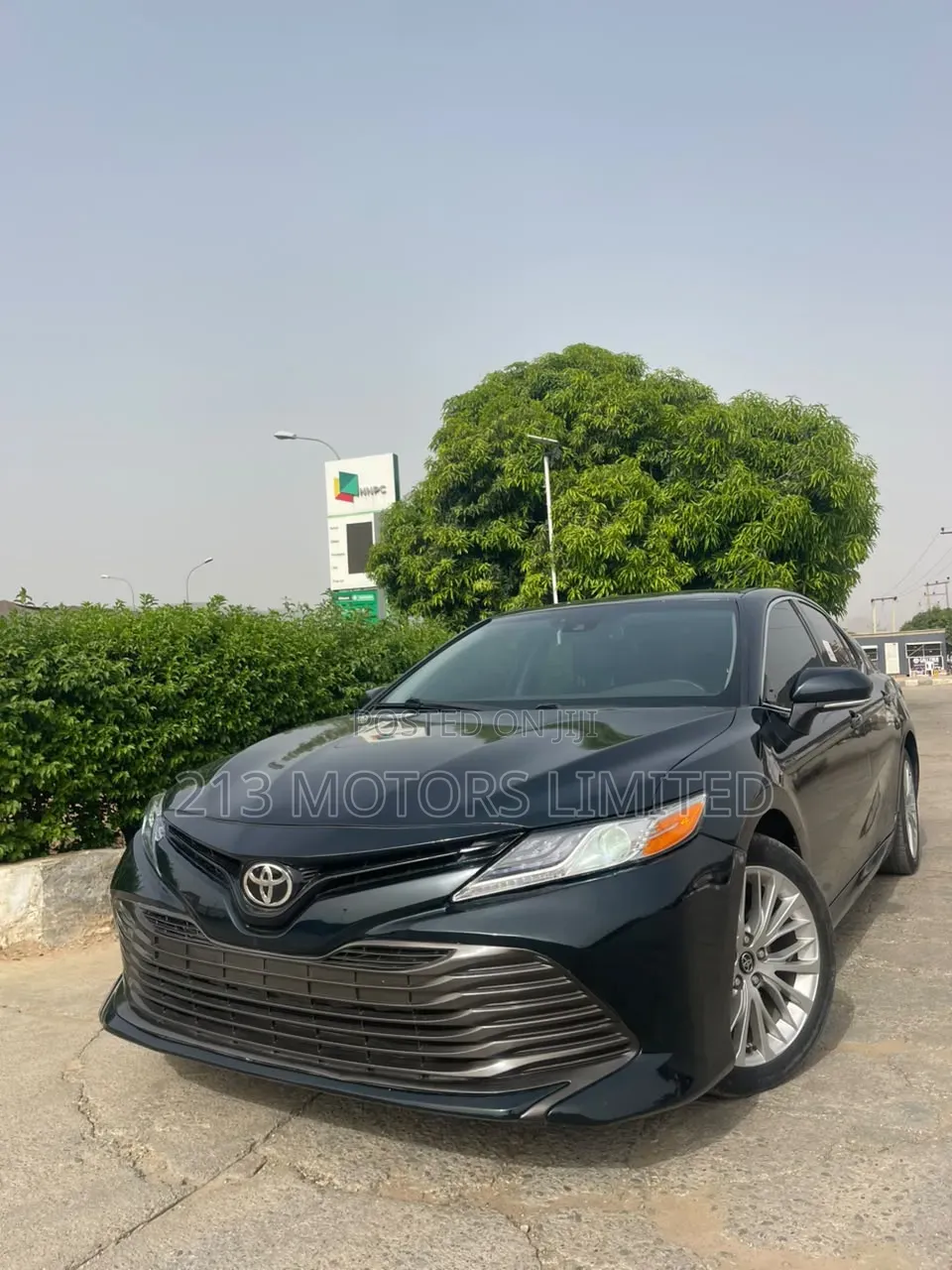 Toyota Camry 2019 Green