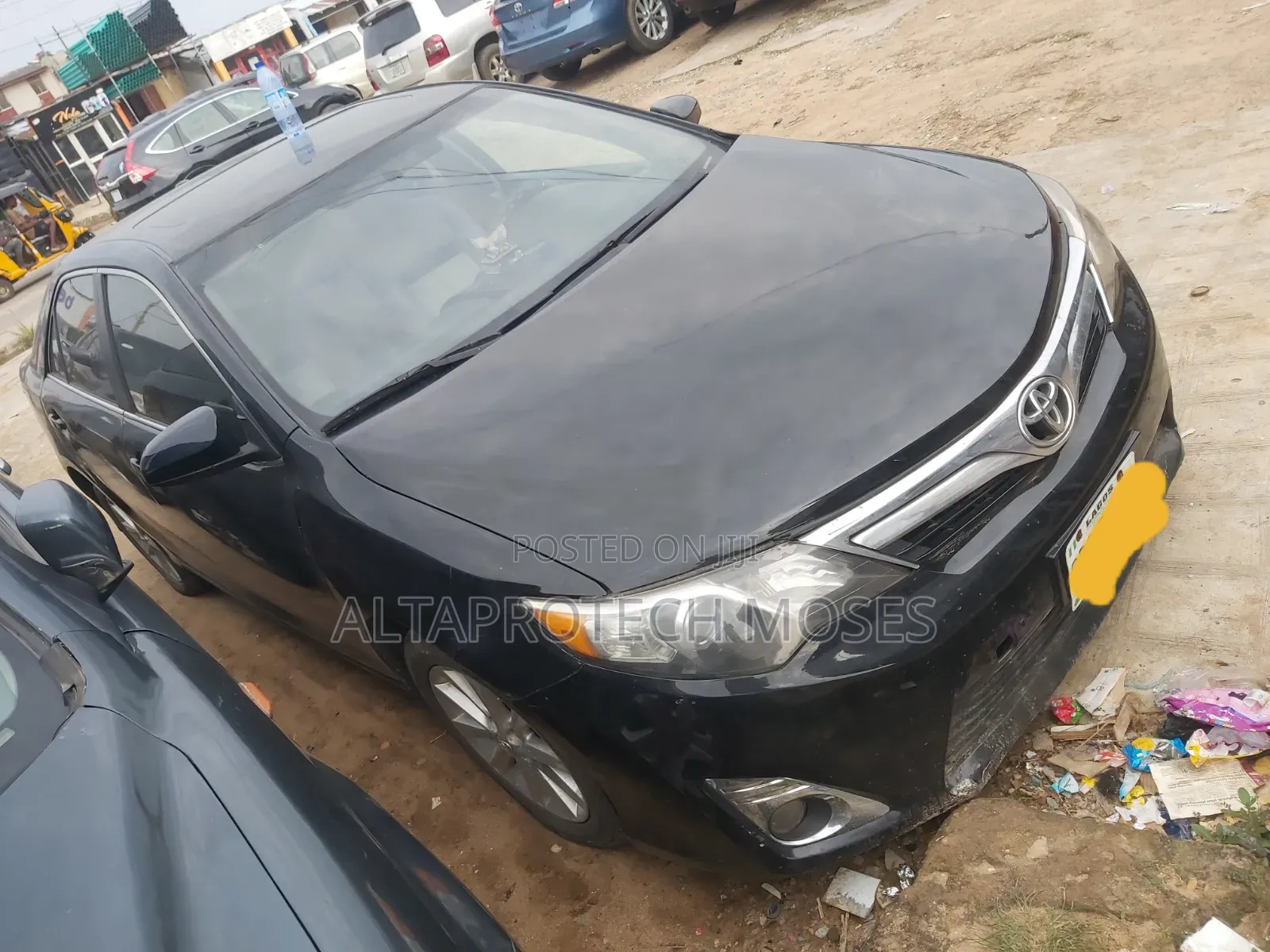 Toyota Camry XLE 4dr Sedan (2.5L 4cyl 6A) 2013 White