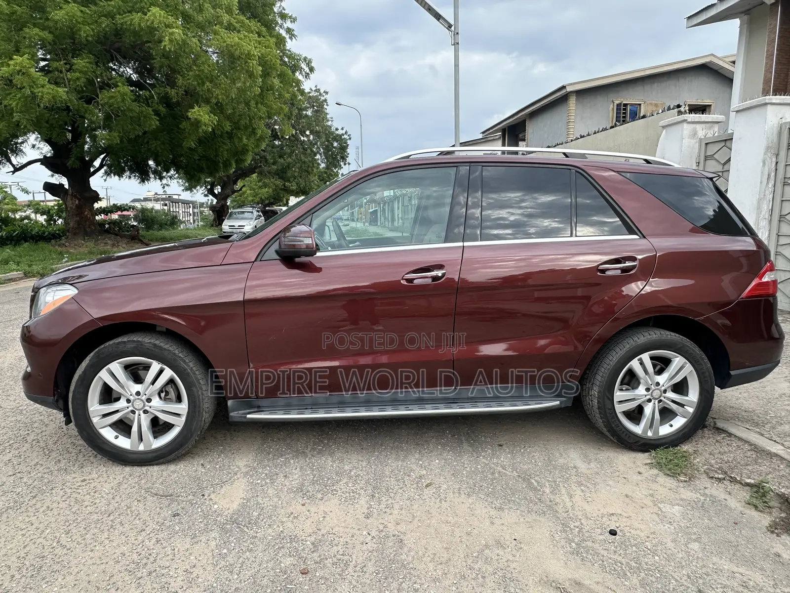 Mercedes-Benz M Class ML350 4MATIC 4dr SUV AWD (3.5L 6cyl 7A) 2014