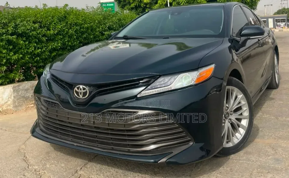 Toyota Camry 2019 Green