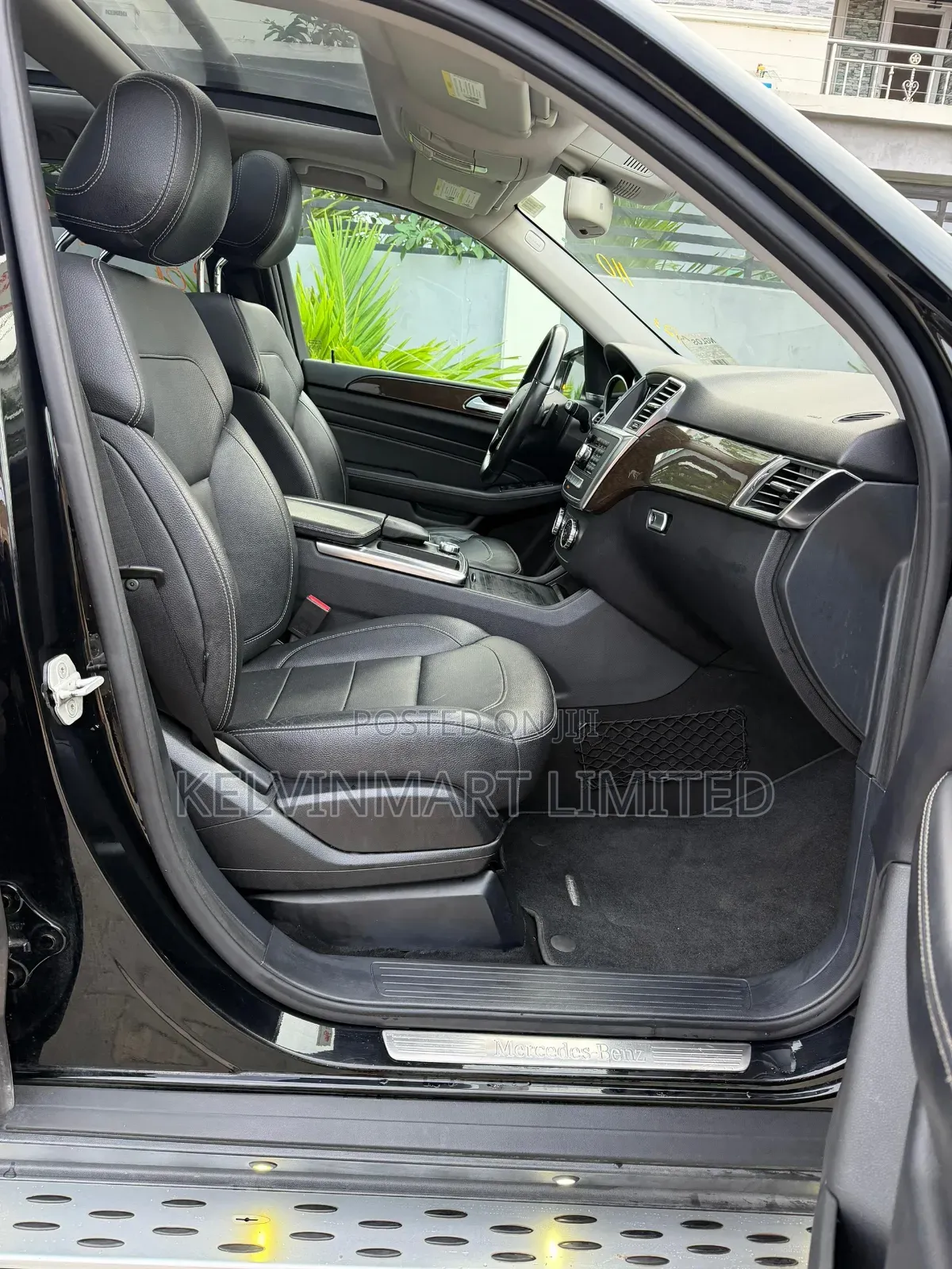 Mercedes-Benz M Class ML350 4MATIC 4dr SUV AWD (3.5L 6cyl 7A) 2015