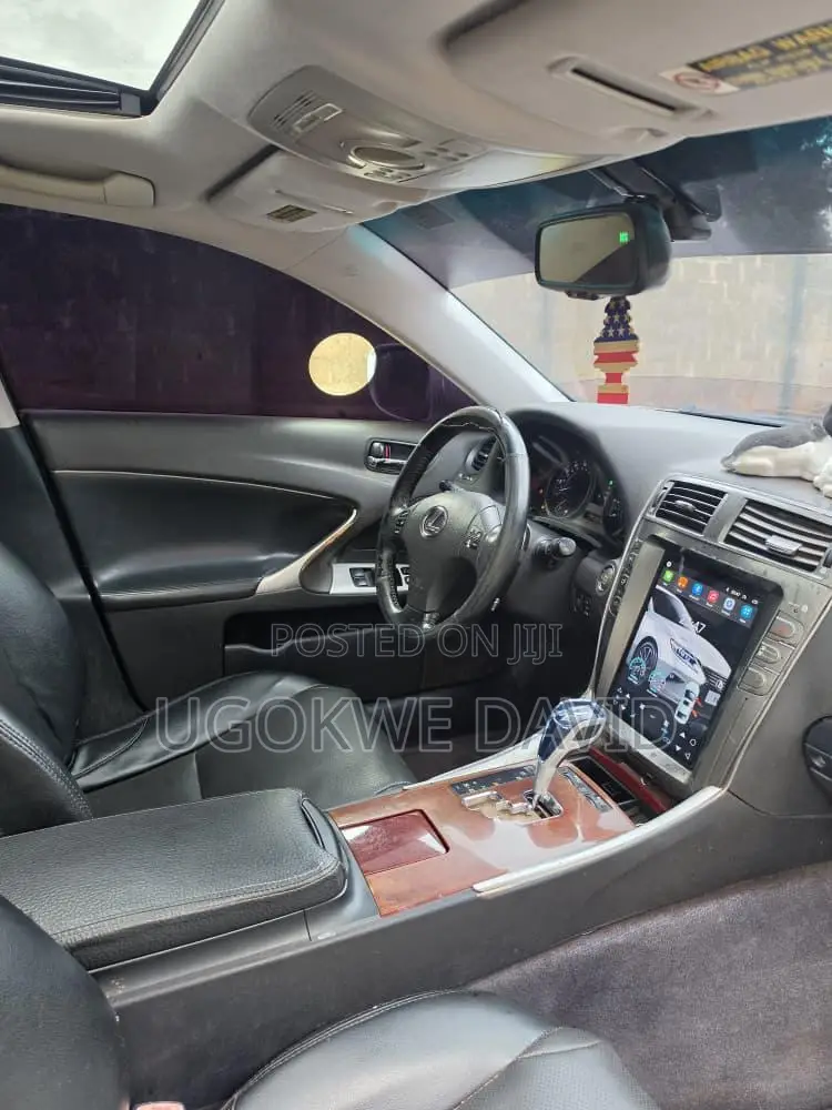 Lexus IS 2010 Silver