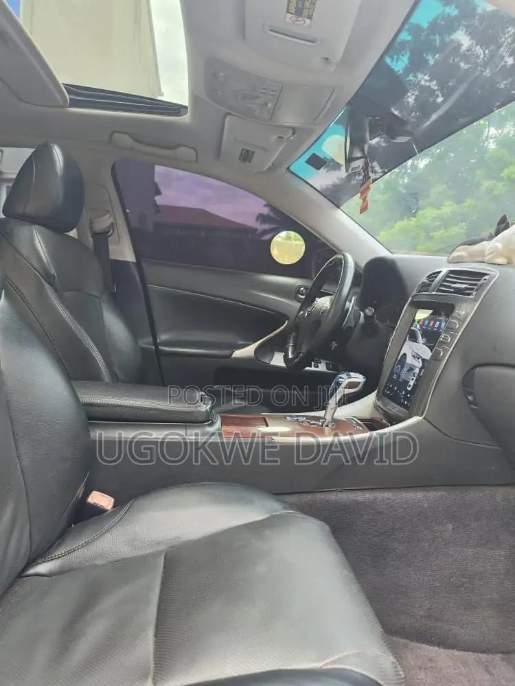 Lexus IS 2010 Silver