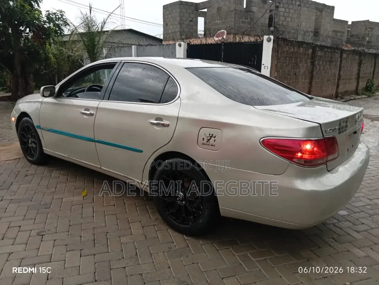 Lexus ES 330 Sedan 2004 Gold