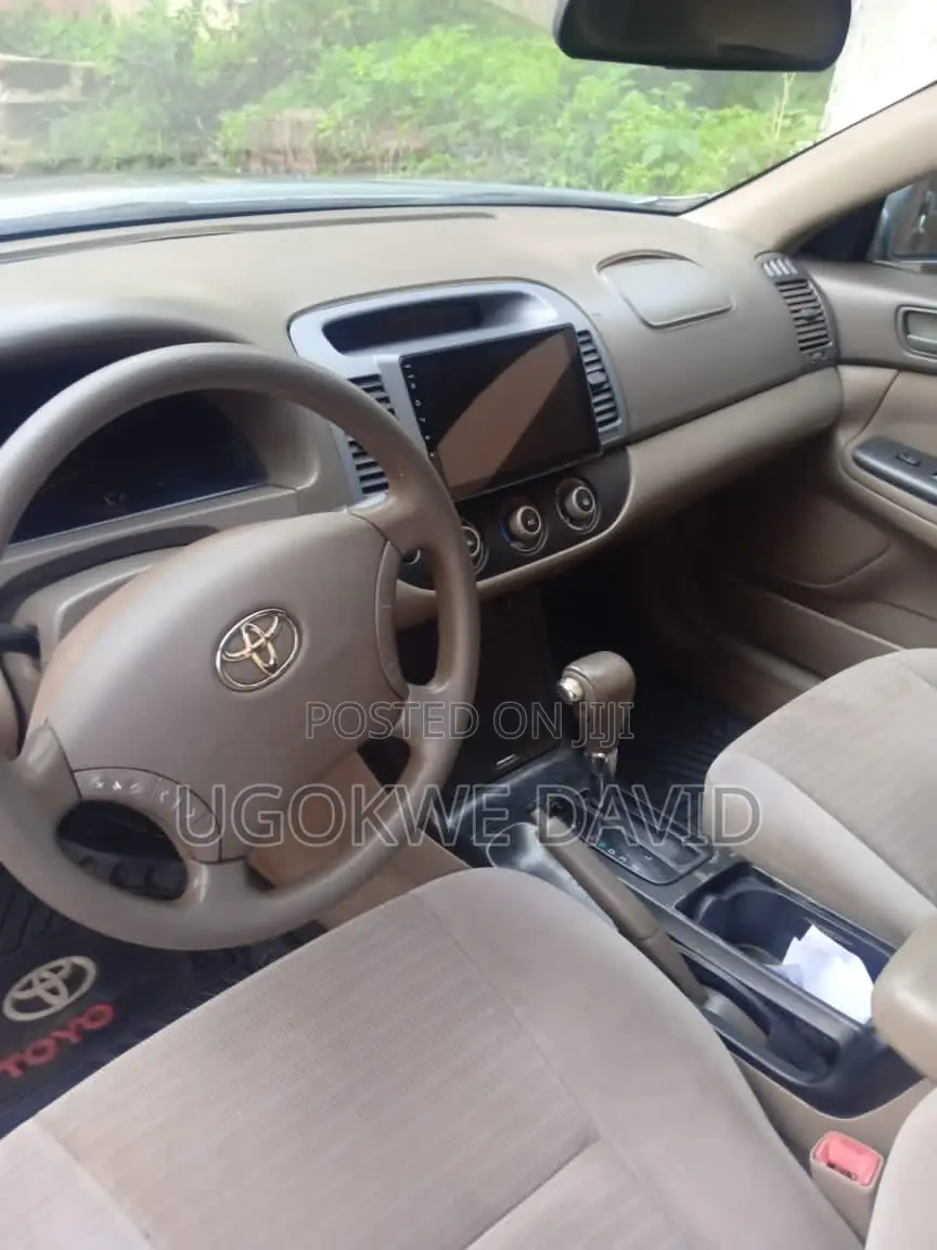 Toyota Camry 2006 Silver