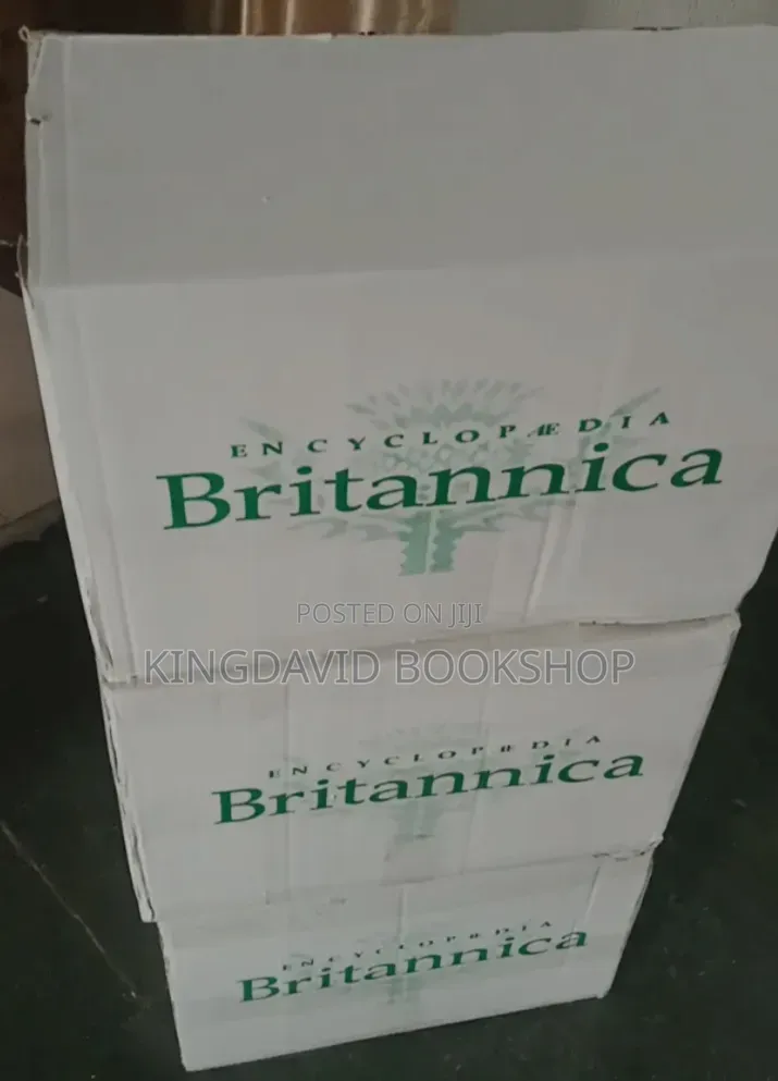 Encyclopaedia Britannica 32 Volumes