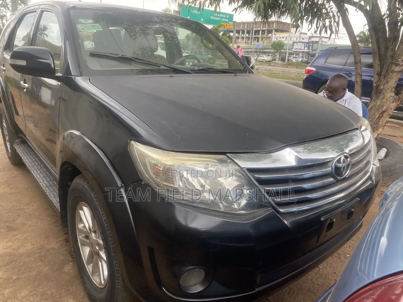 Toyota Fortuner 2.5 D RWD 2012 Black