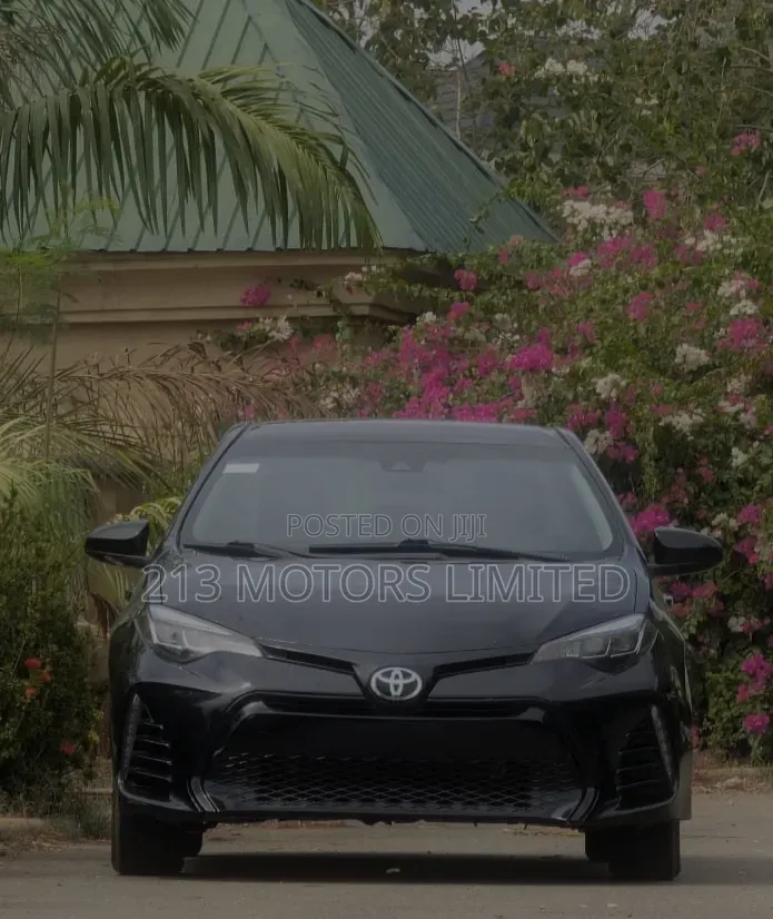 Toyota Corolla LE (1.8L 4cyl 2A) 2018 Black