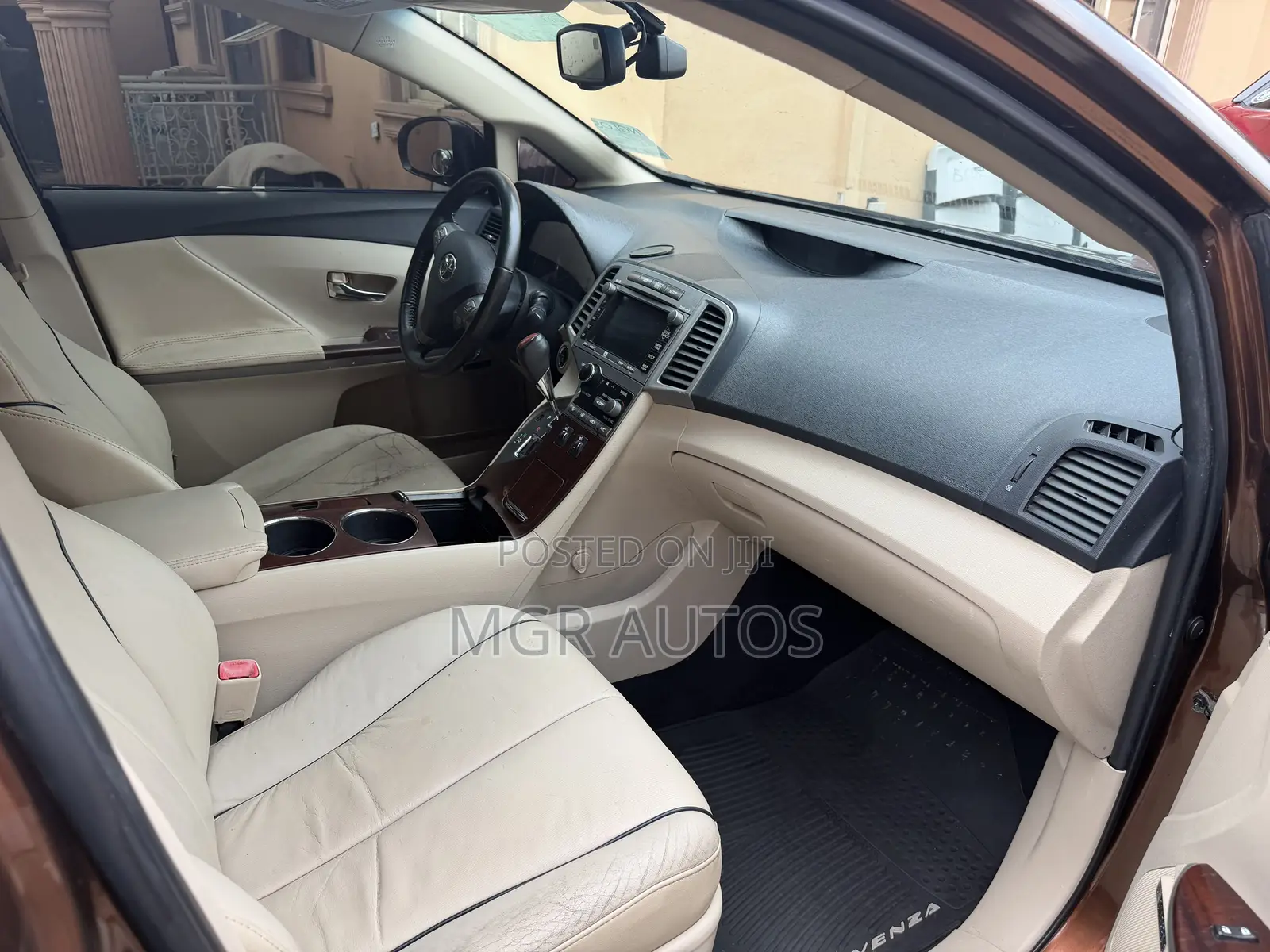 Toyota Venza 2010 Brown