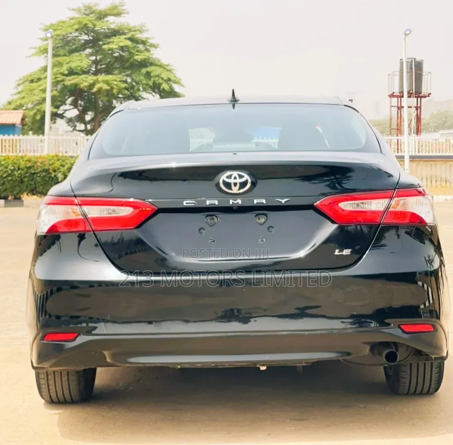 Toyota Camry LE FWD 2020 Black
