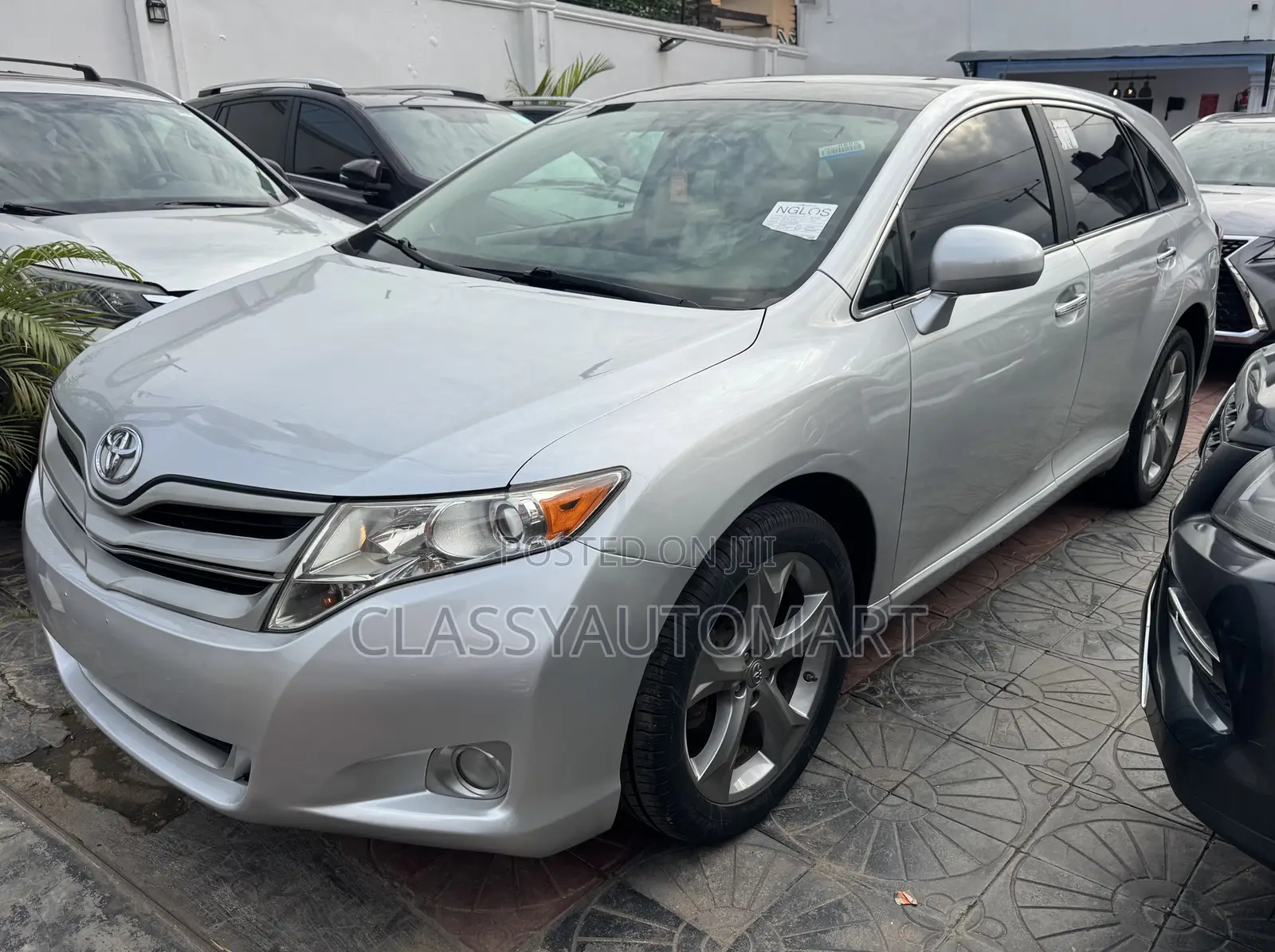 Toyota Venza XLE 2010 Silver