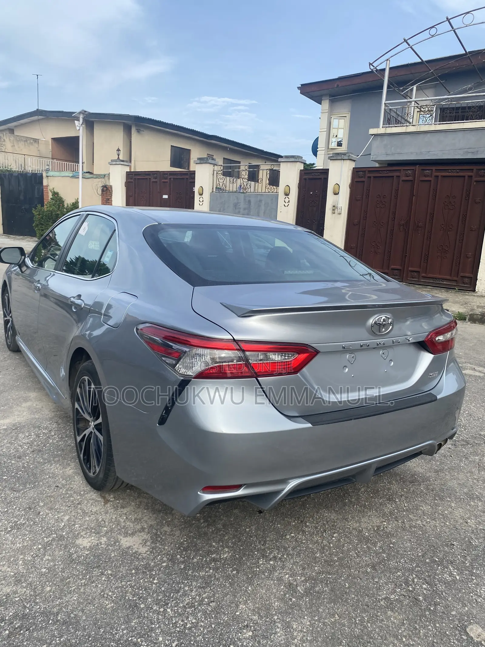 Toyota Camry SE (2.5L 4cyl 8A) 2019 Silver