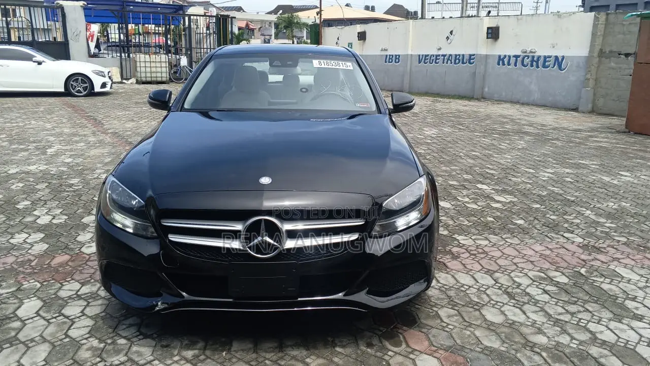 Mercedes-Benz C300 2016 Black