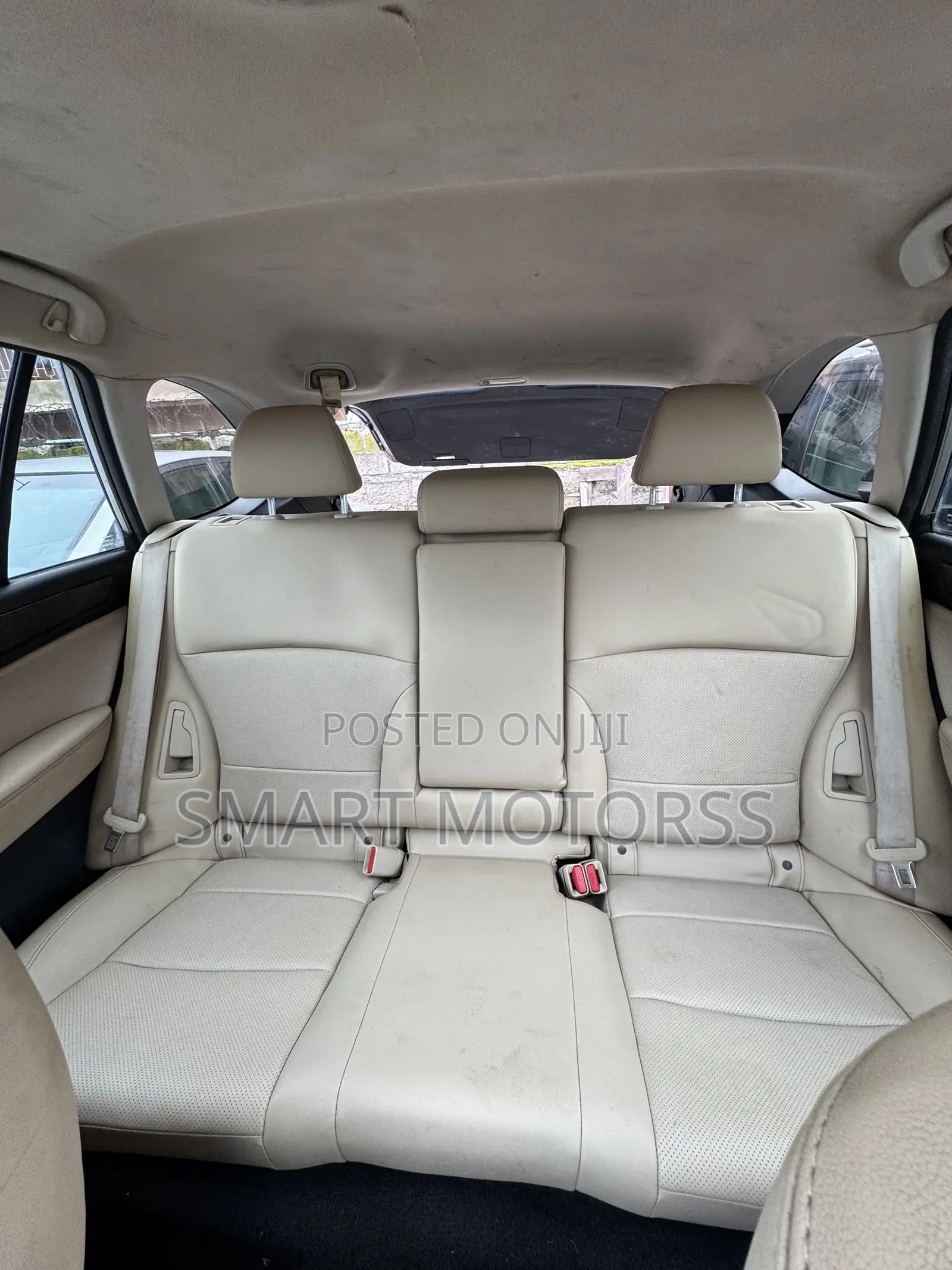 Subaru Outback 3.6R Limited AWD 2016 Gold
