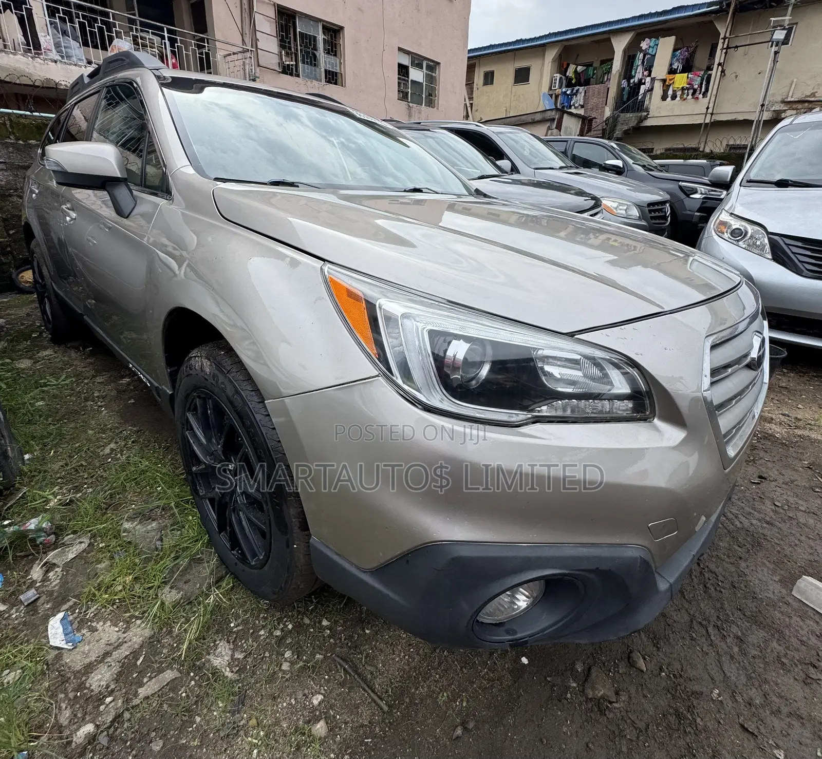 Subaru Outback 3.6R Limited AWD 2016 Gold