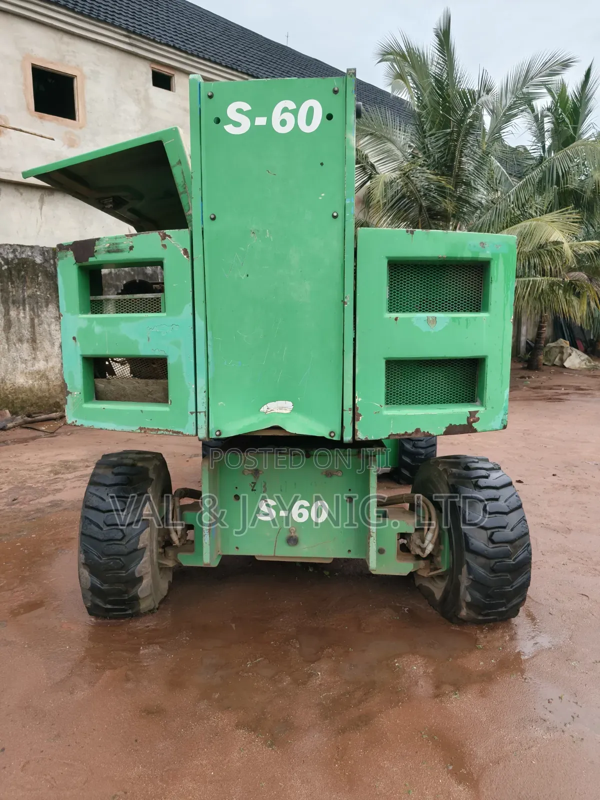 Genie S-60 Articulated Boomlift 20 Meters Lifting Height - Foreign Use