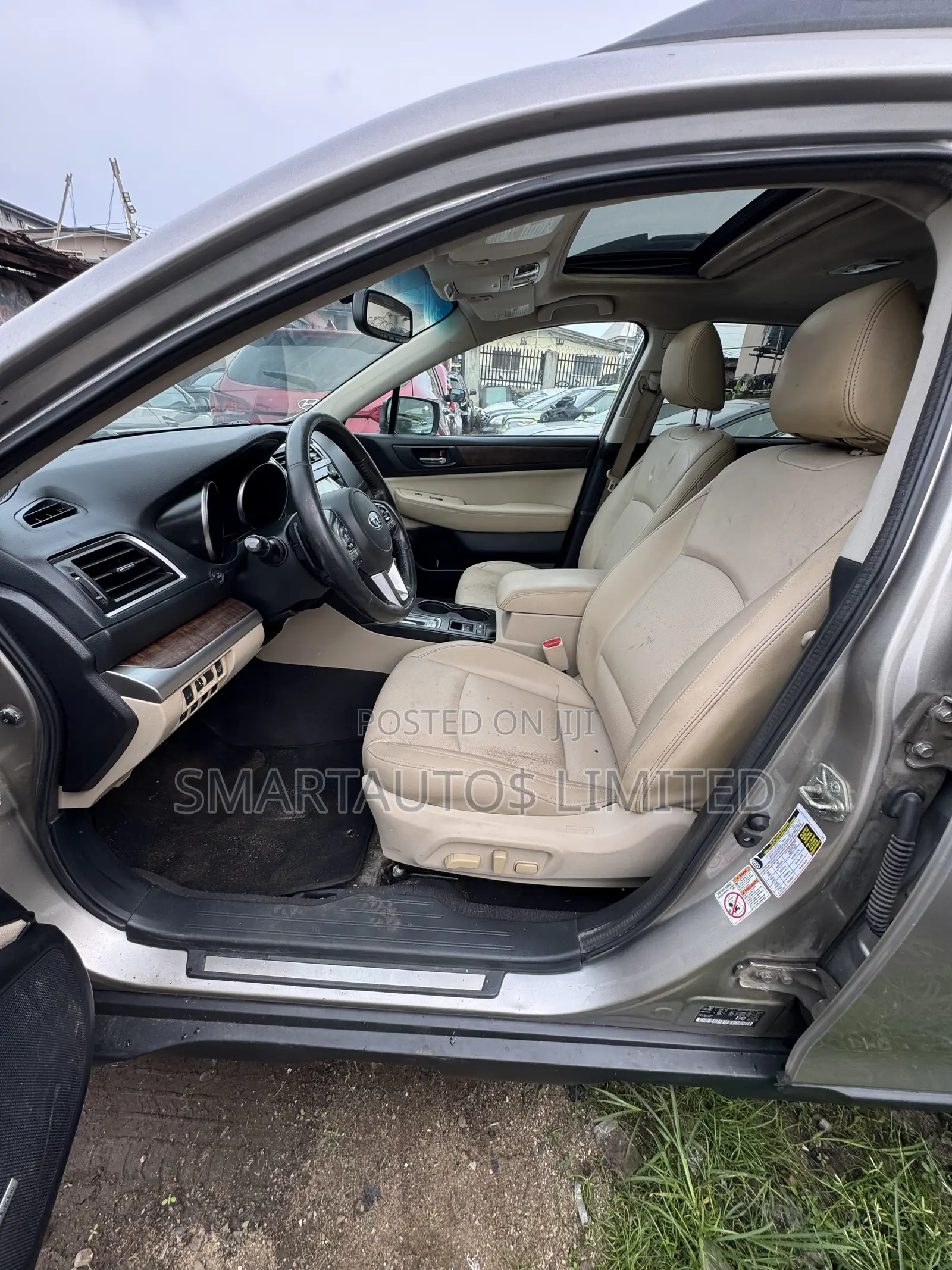 Subaru Outback 3.6R Limited AWD 2016 Gold