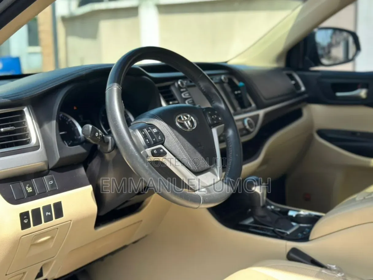 Toyota Highlander 2017 Gray
