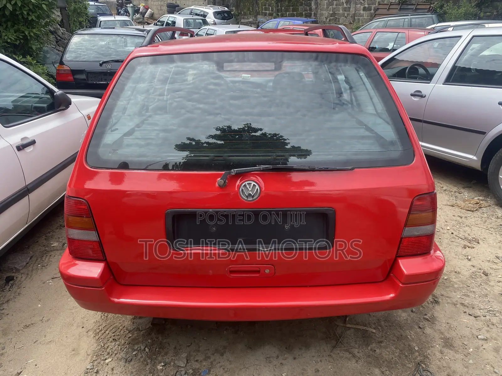 Volkswagen Golf 2002 Red