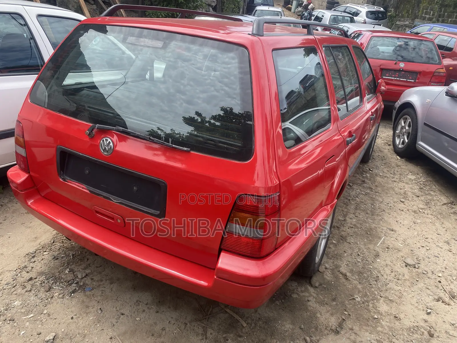 Volkswagen Golf 2002 Red