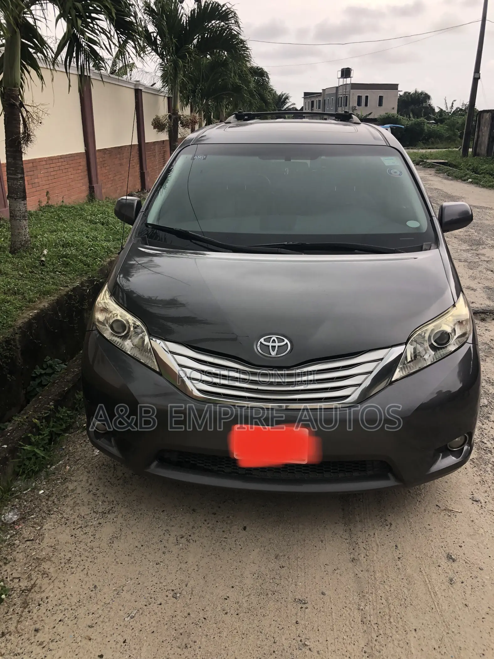 Toyota Sienna 2013 Gray