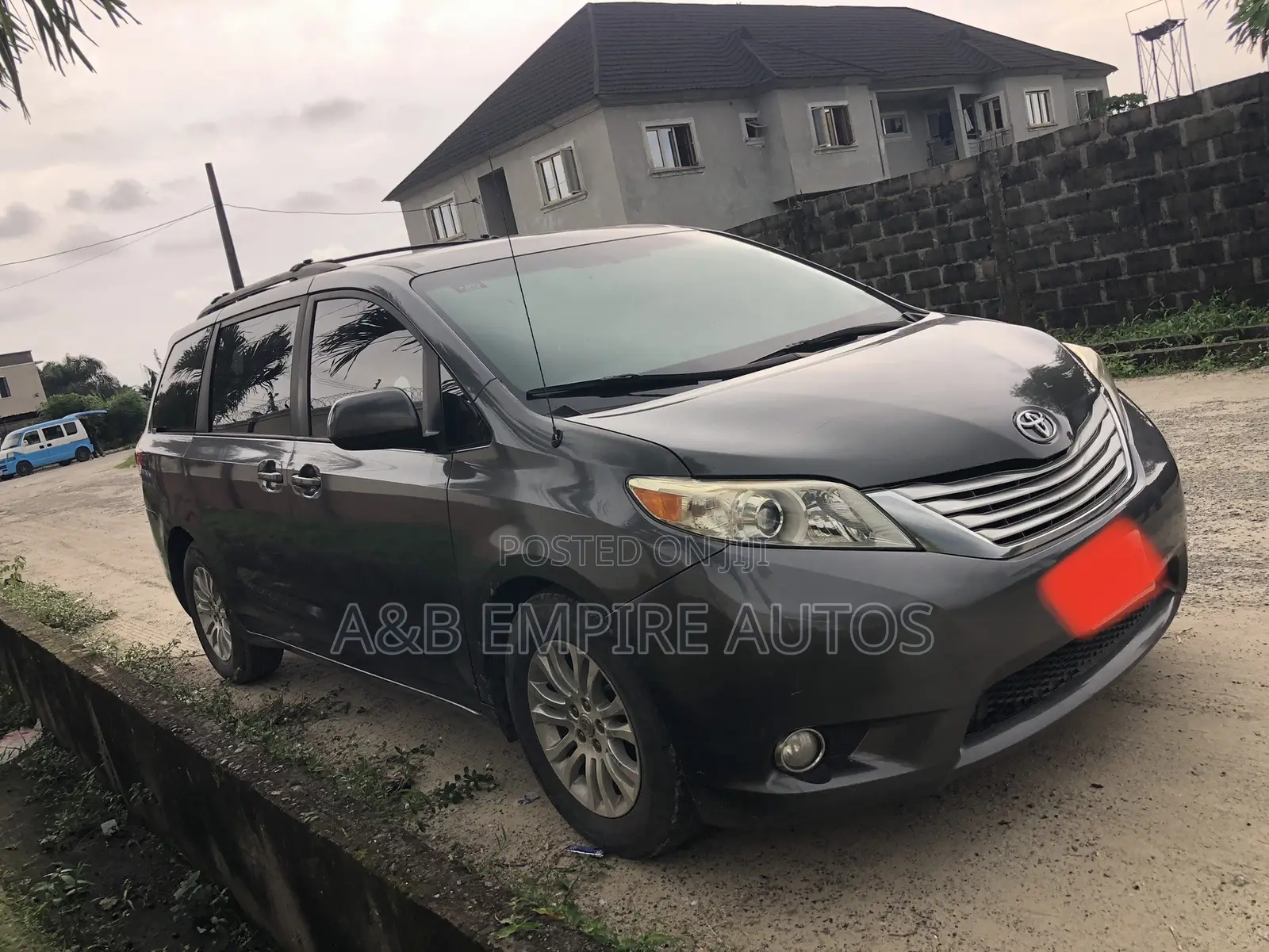 Toyota Sienna 2013 Gray