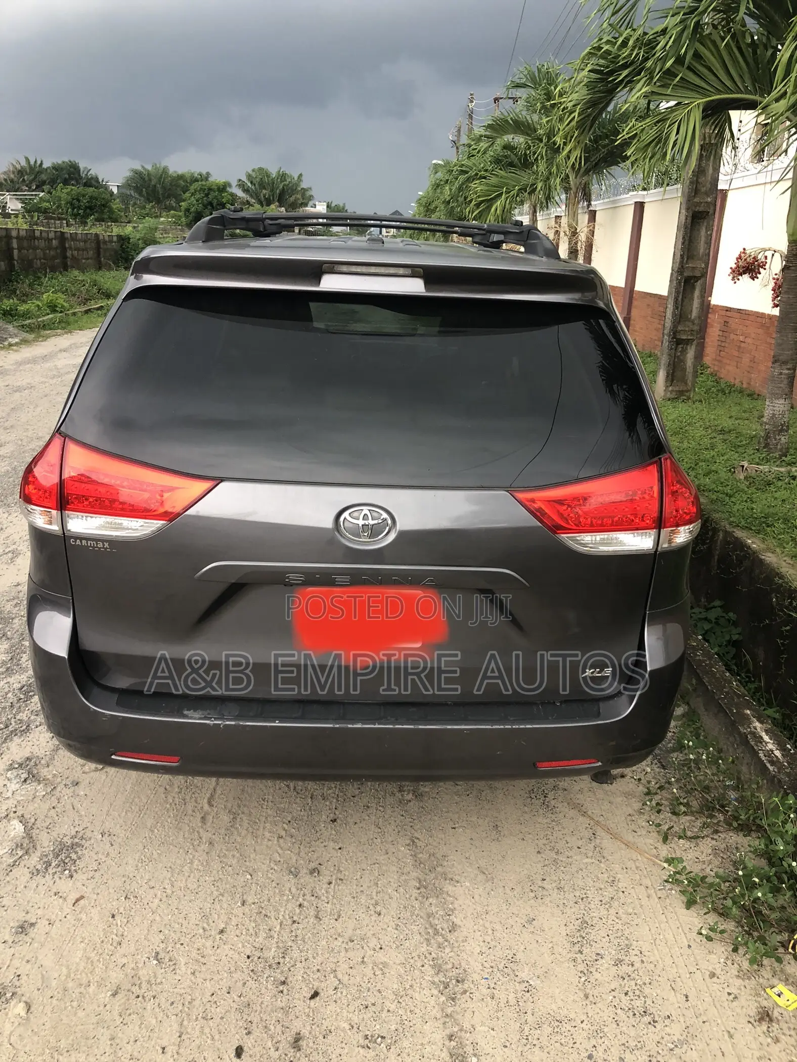 Toyota Sienna 2013 Gray