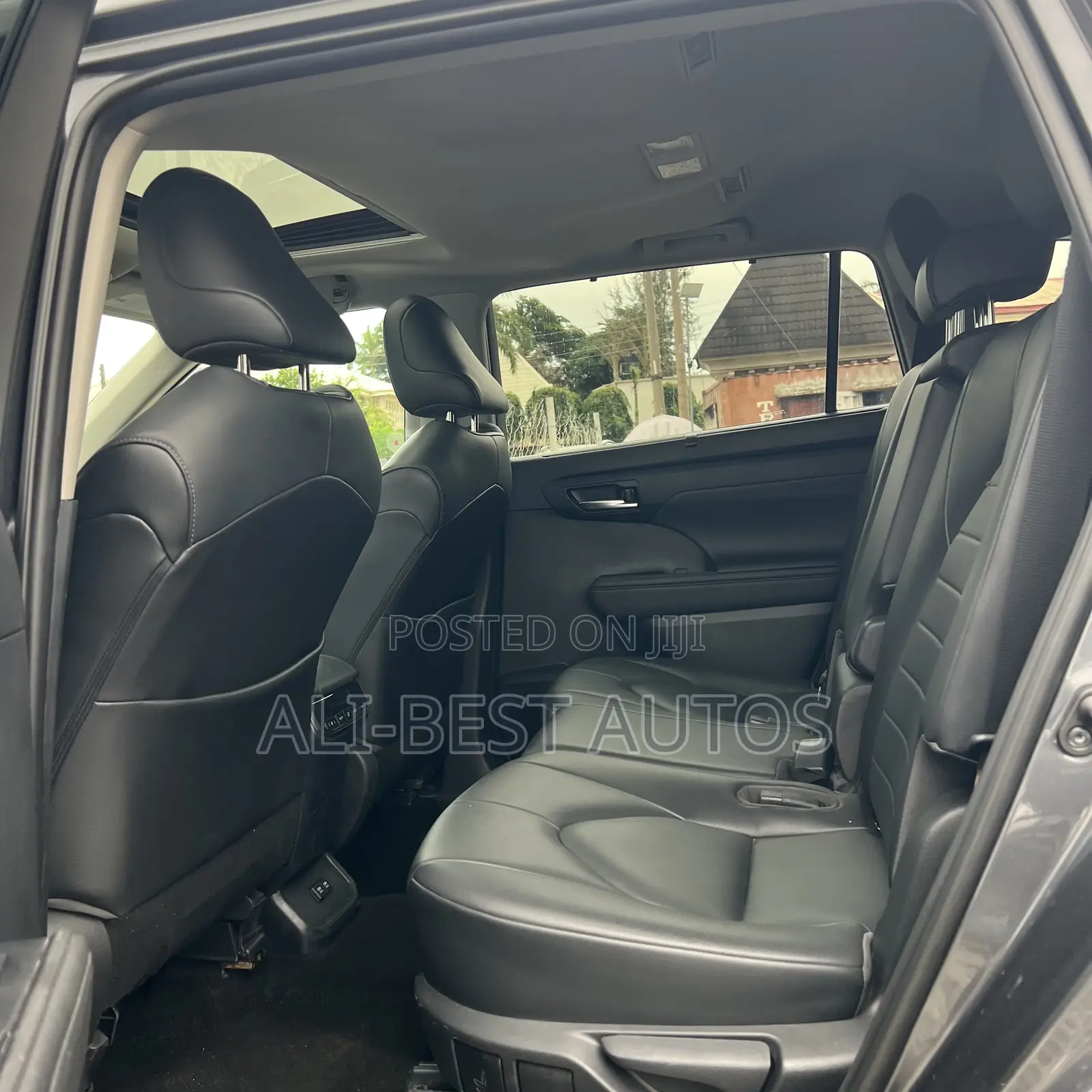 Toyota Highlander XLE AWD 2020 Gray