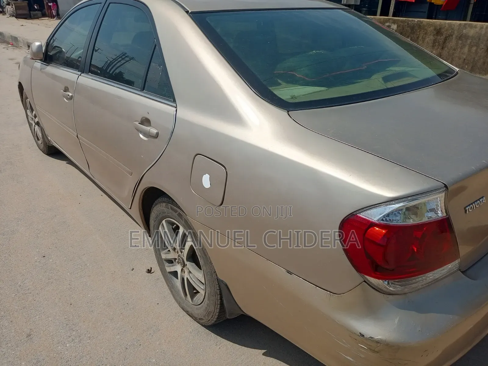 Toyota Camry LE 4dr Sedan (2.4L 4cyl 5A) 2006 Gold