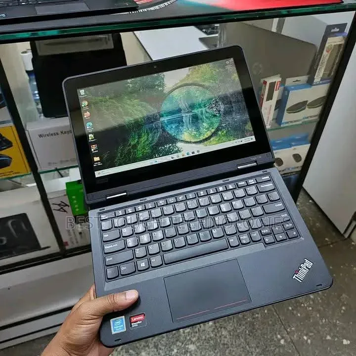 Laptop Lenovo ThinkPad Yoga 4GB Intel Pentium SSD 128GB