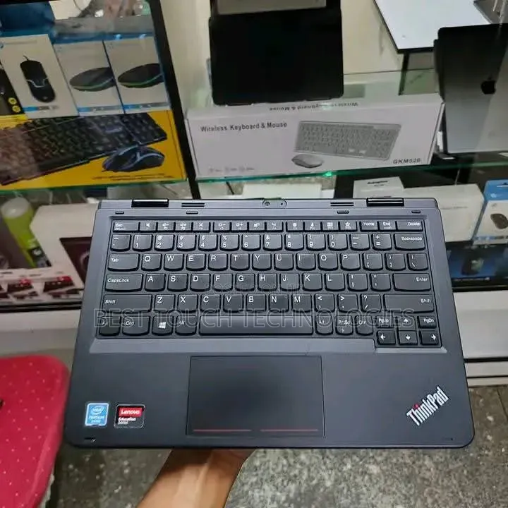 Laptop Lenovo ThinkPad Yoga 4GB Intel Pentium SSD 128GB