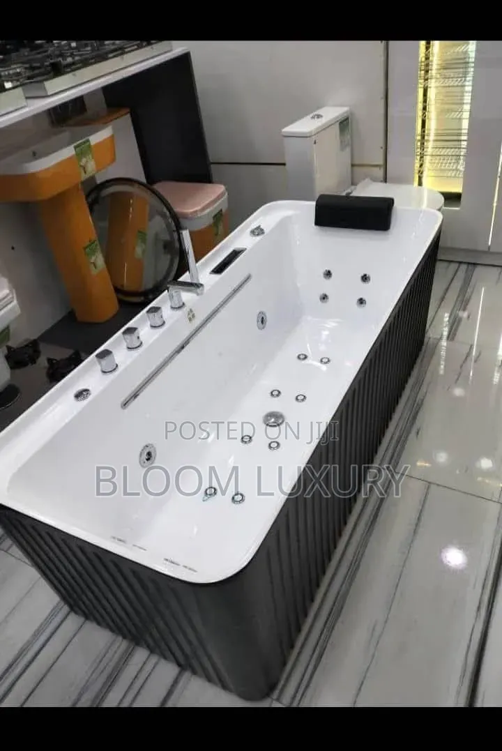 Pure Acrylic Black+White Luxury Jacuzzi Bathtub 