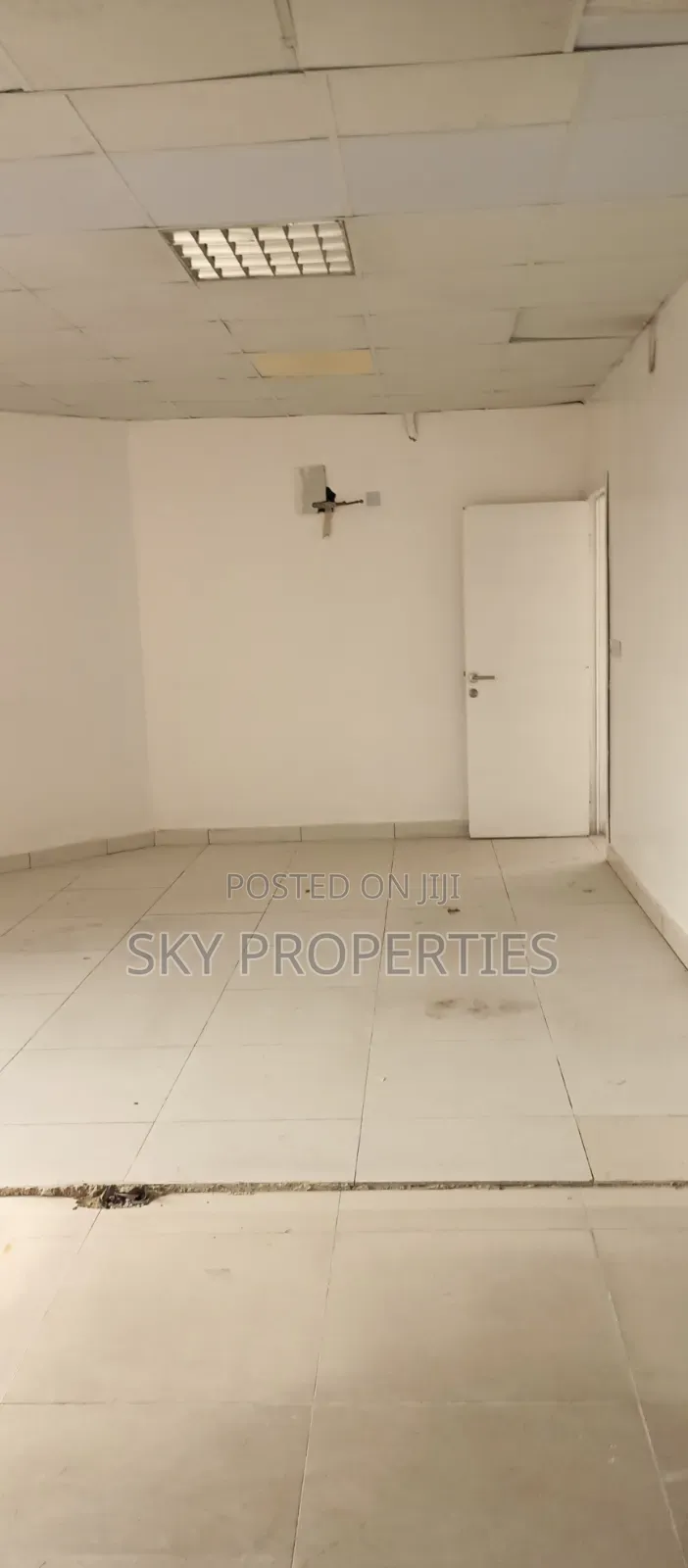 300 SQMS Office Space for Rent