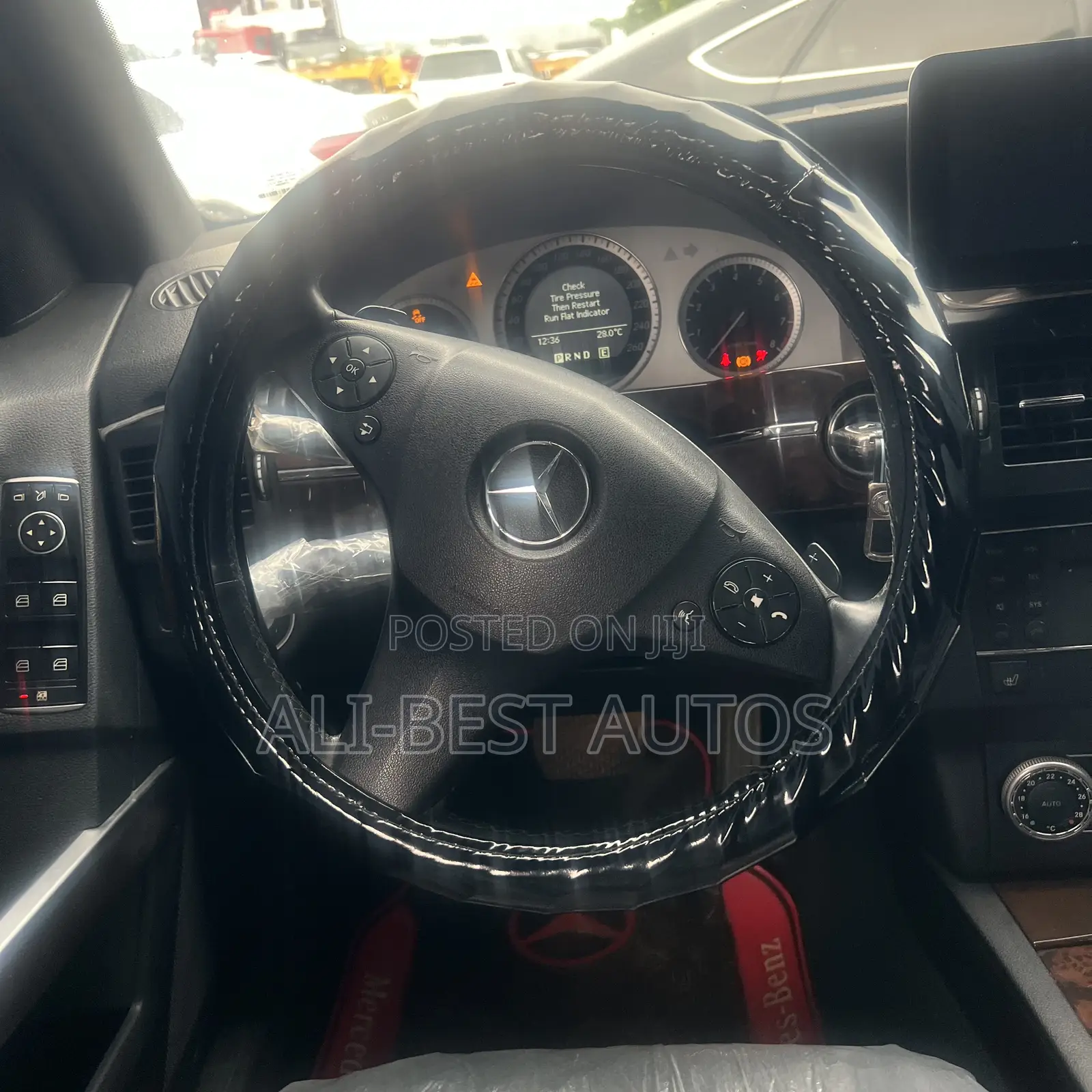 Mercedes-Benz GLK-Class 350 4MATIC 2010 Gray