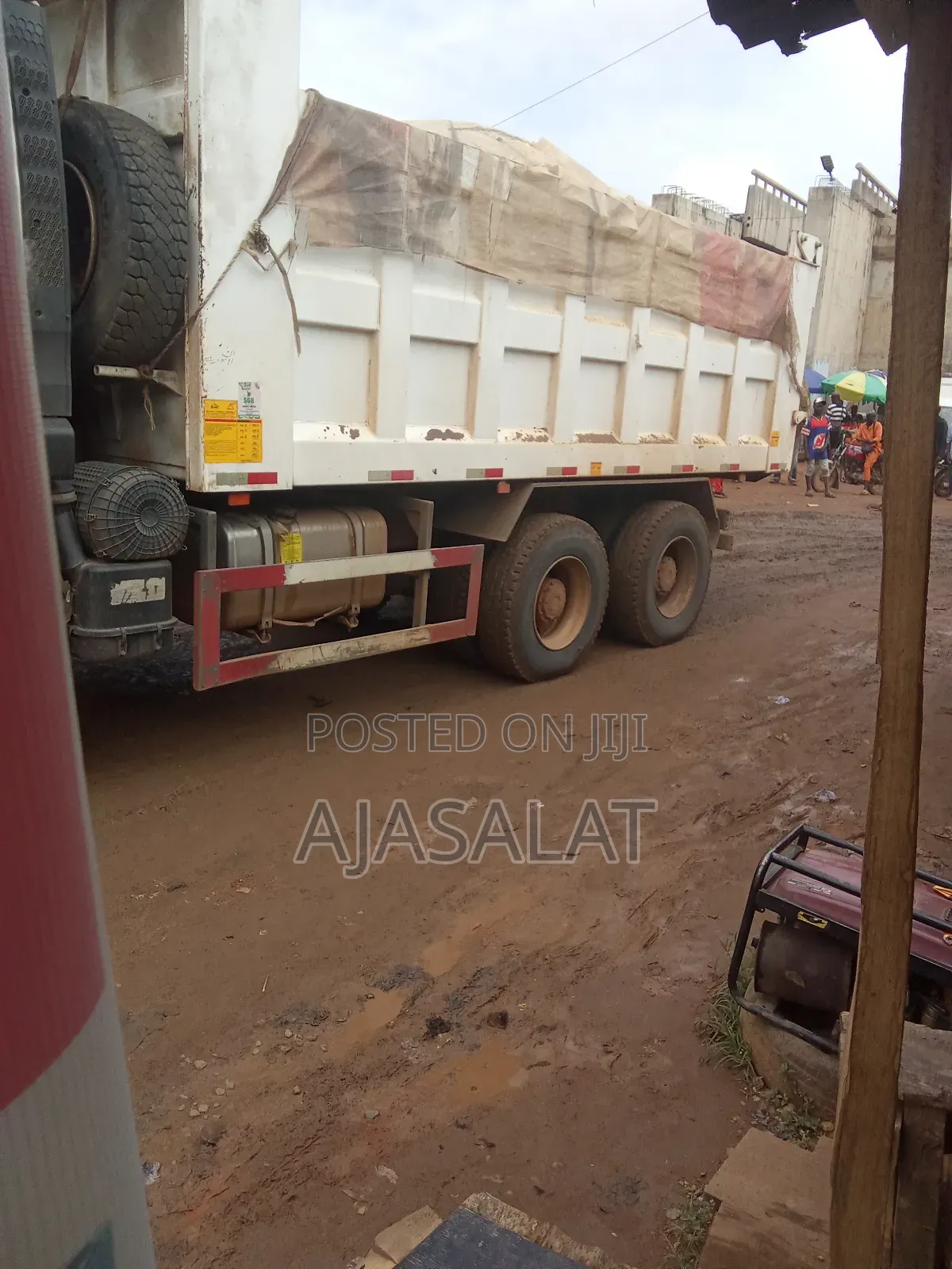 30 Ton Granite and Sharp Sand