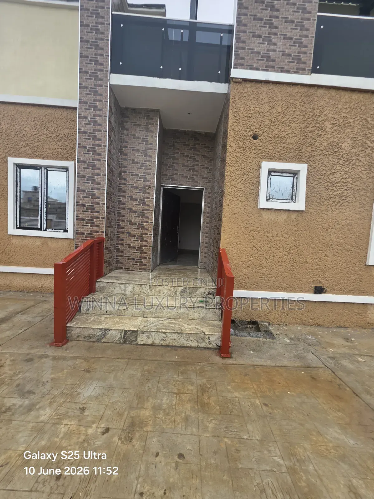 4bdrm Duplex in Behind Shafa, Lugbe District for sale