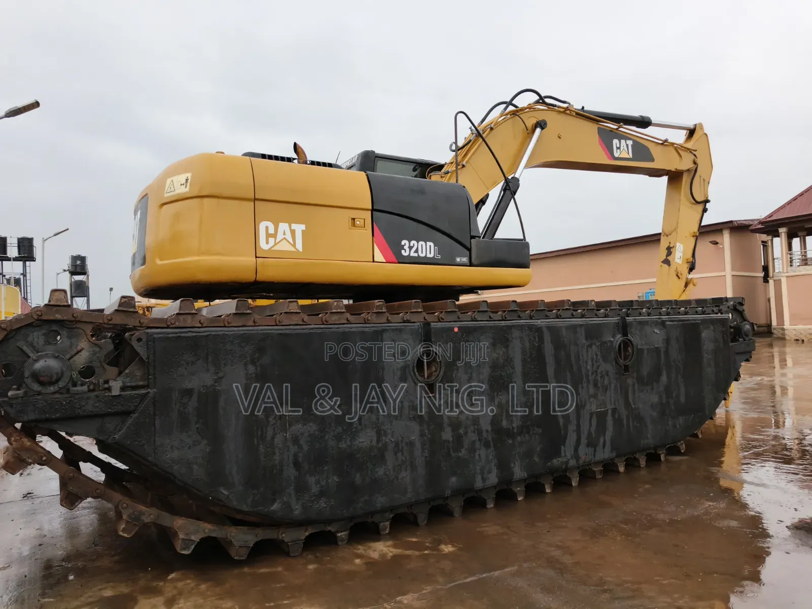 Cat 320dl Swamp Buggy - Foreign Use From Germany - Almost Brand New