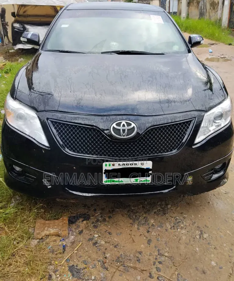 Toyota Camry LE 4dr Sedan (2.5L 4cyl 6AM) 2010 Black