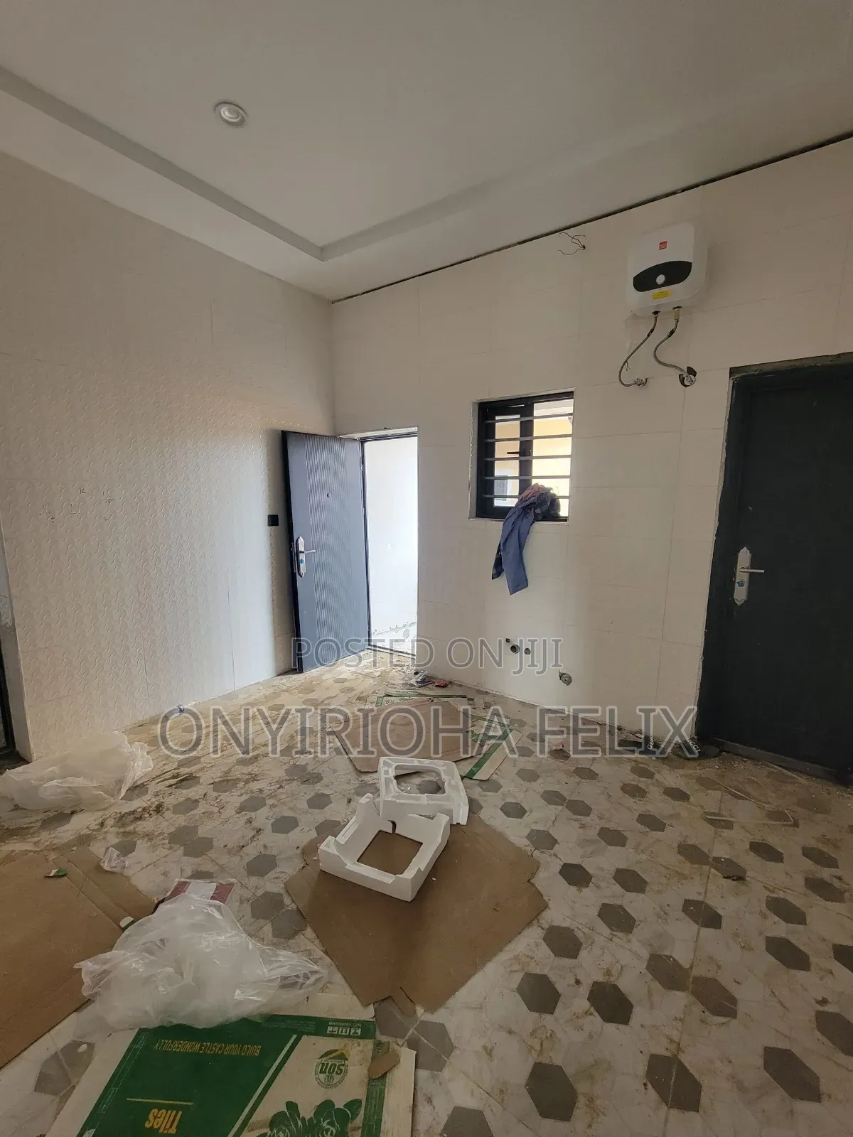 2bdrm Block of Flats in Lugbe Behind Dunamis for rent