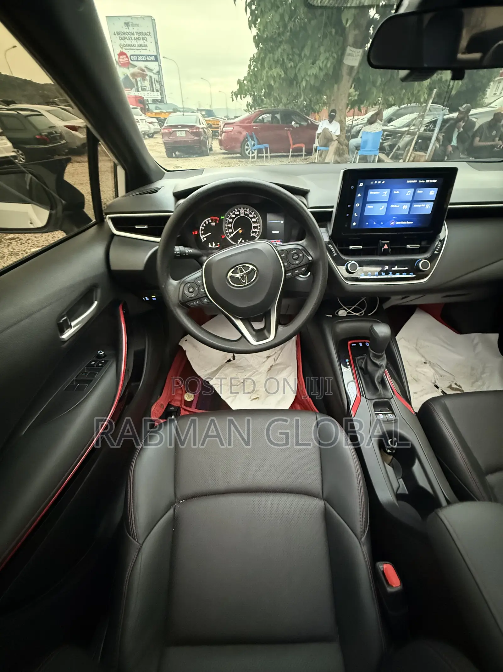 Toyota Corolla SE 2022 White