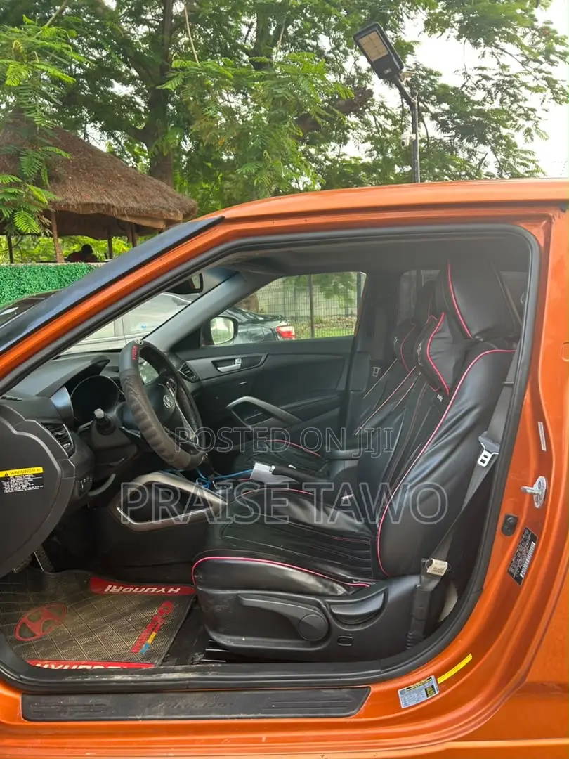 Hyundai Veloster 2013 Orange