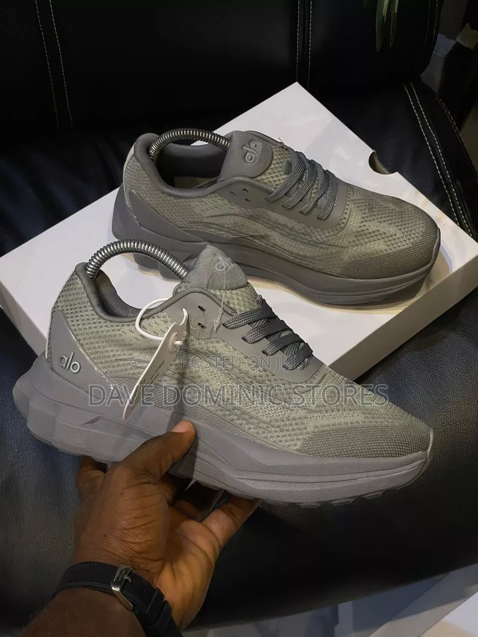 Alo Runner Auth Luxury Sneakers